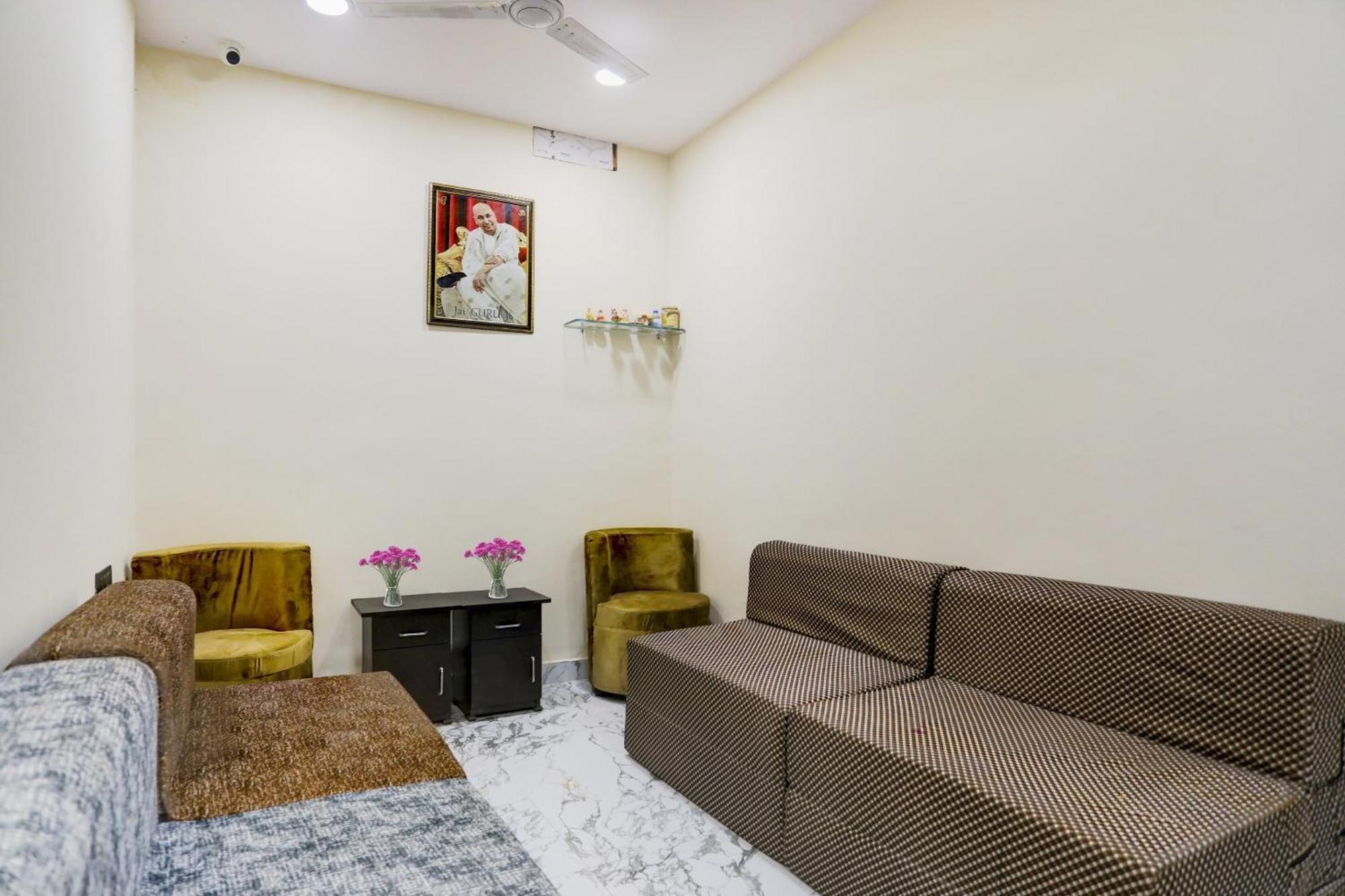 Hotel O Royal Lotus Stay Near Ip Extension Metro Station Nova Deli Exterior foto